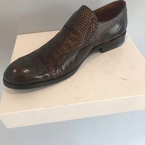 Men BEBUT designer Slip -On Shoes in leather.Made in Italy.